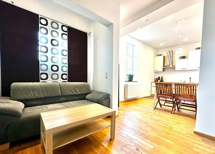 Castle View Apartment 3