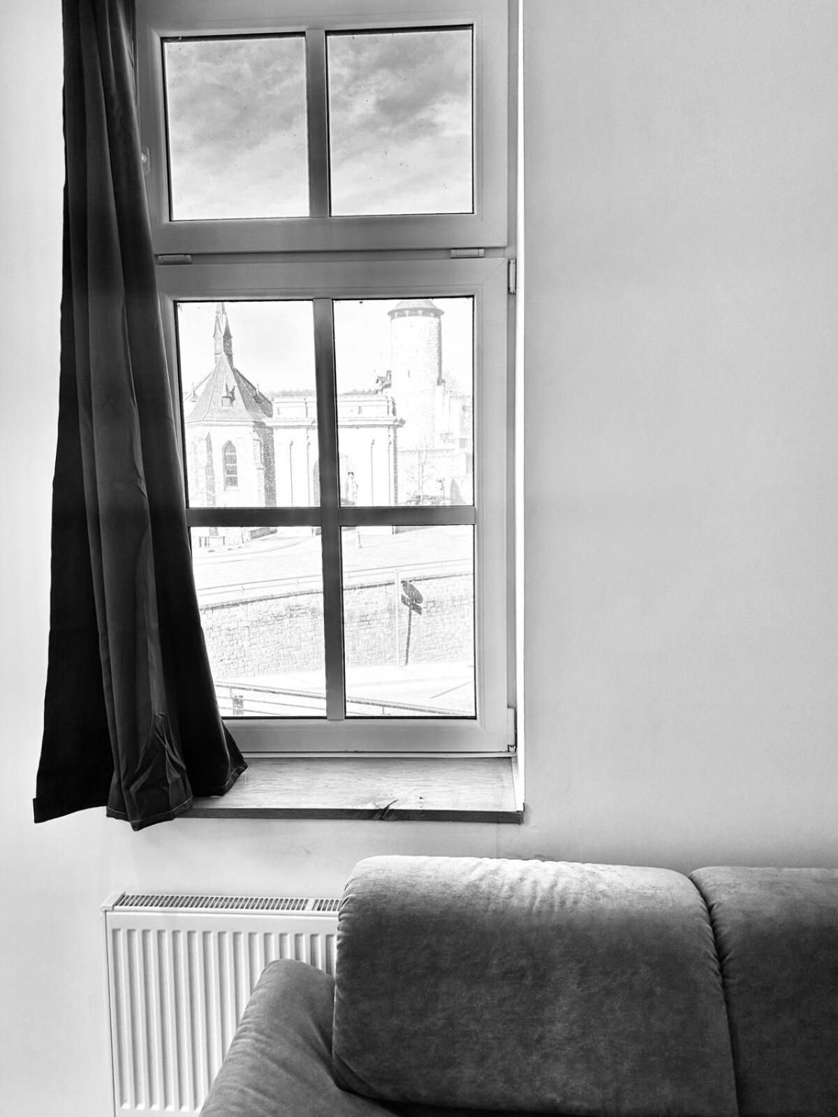 Castle View 3 Apartment *